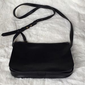 Madewell  simple crossbody black bag